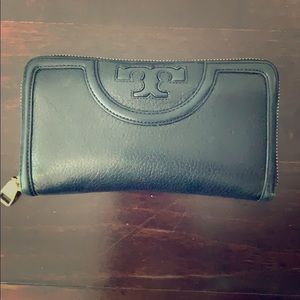 Tory Burch black wallet